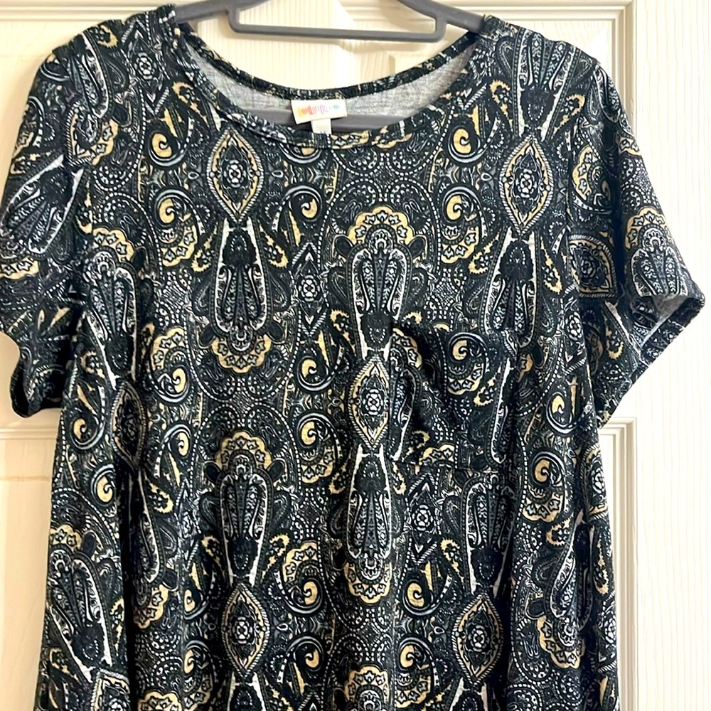 Lularoe Carly